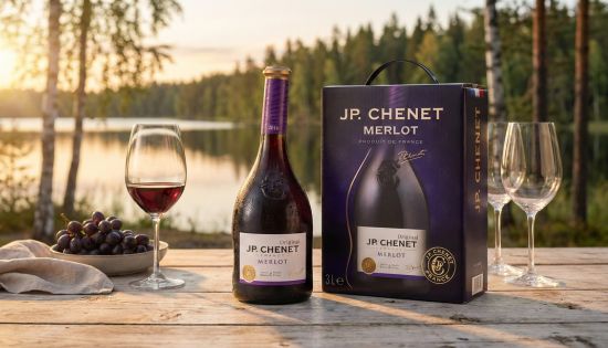 Pulloviini vai laatikkoviini? Vertailu, säilyvyys ja suositukset